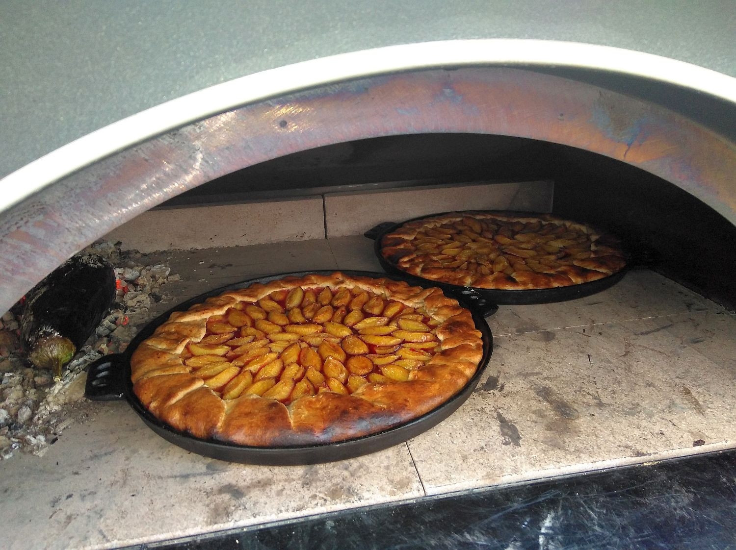 Pizza Pfanne Backform 36cm Camp Chef hervorragende Backeigenschaften durch das Material Gusseisen