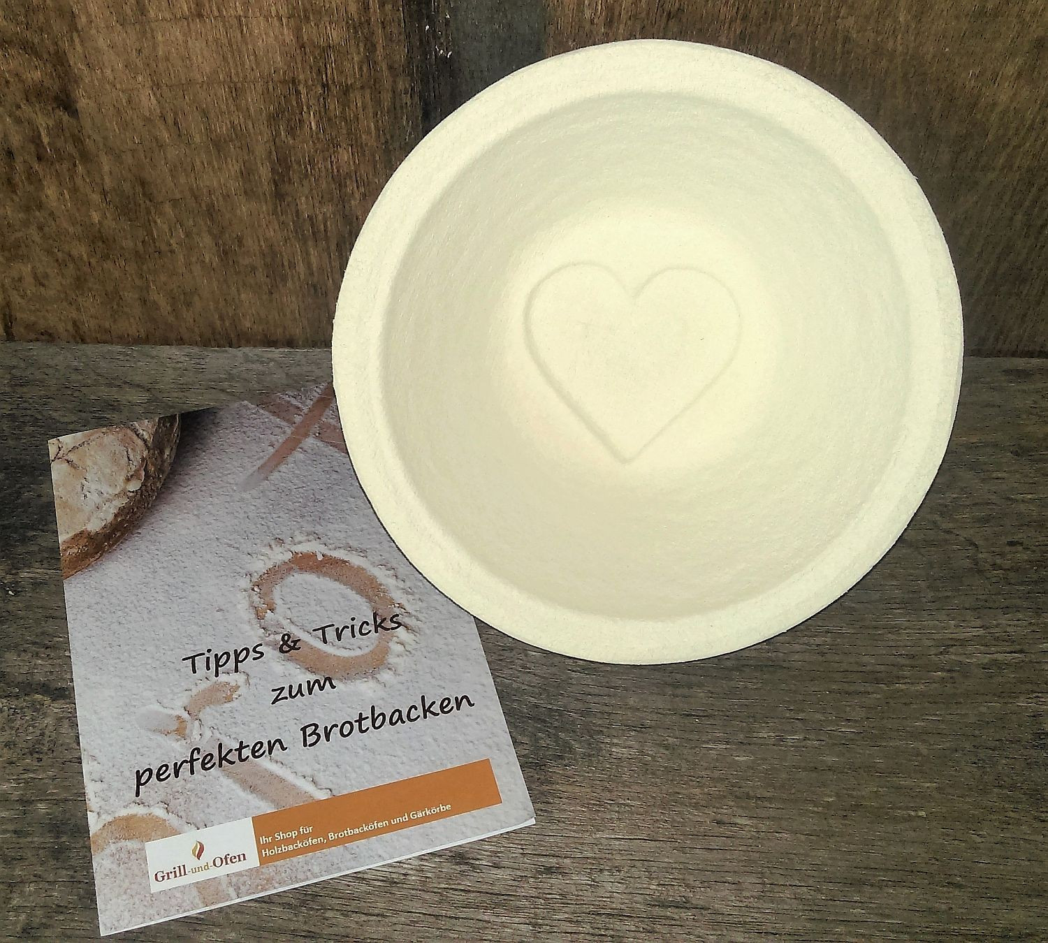 Gärkorb Gärkörbchen aus Holschliff in rund mit Bodenmuster Herz für 0,75 kg Brote