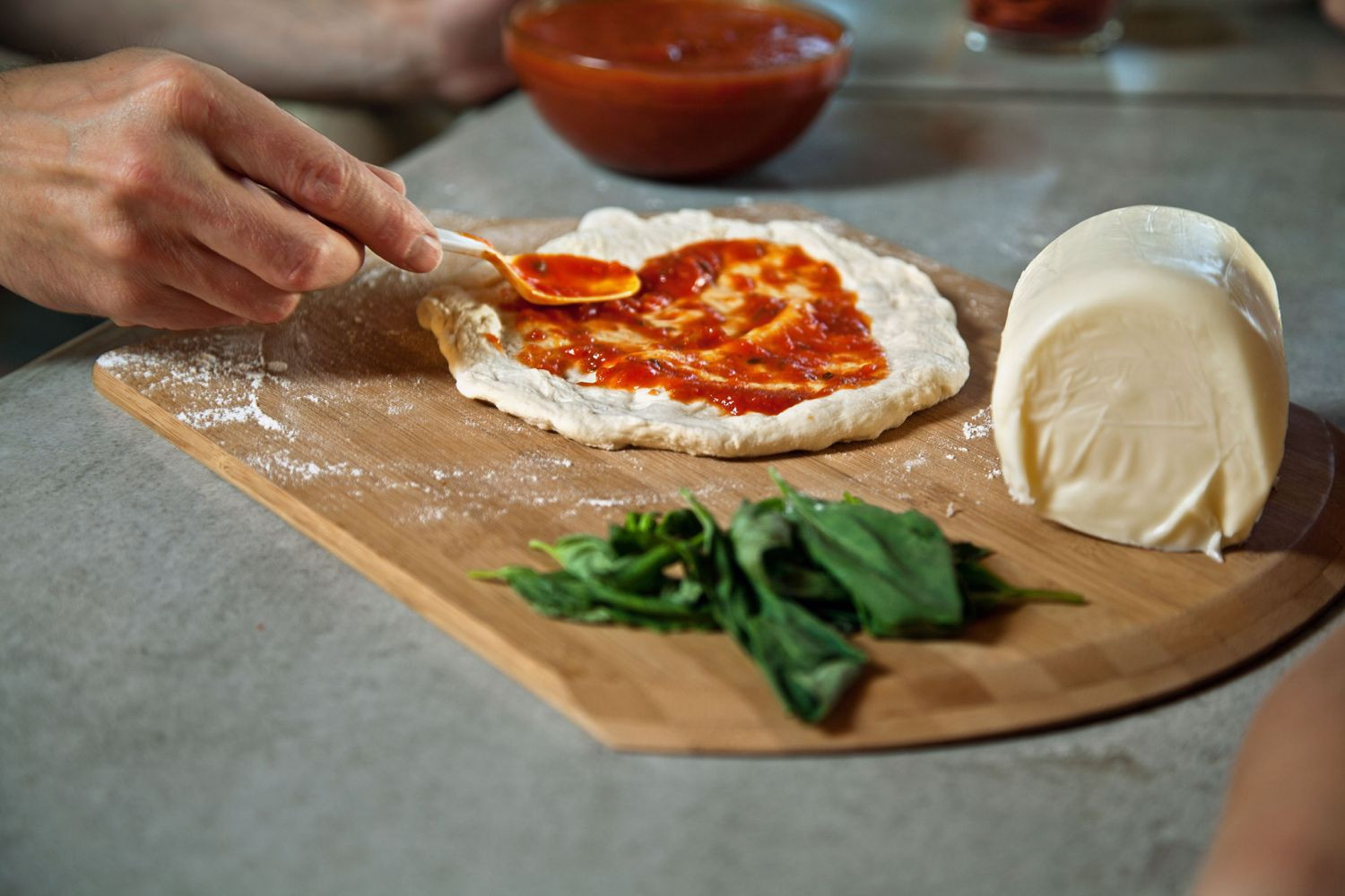 Pizza-Set Italia von Camp Chef das 4-tlg Set ist das perfekte Werkzeug für Pizza-Bäcker